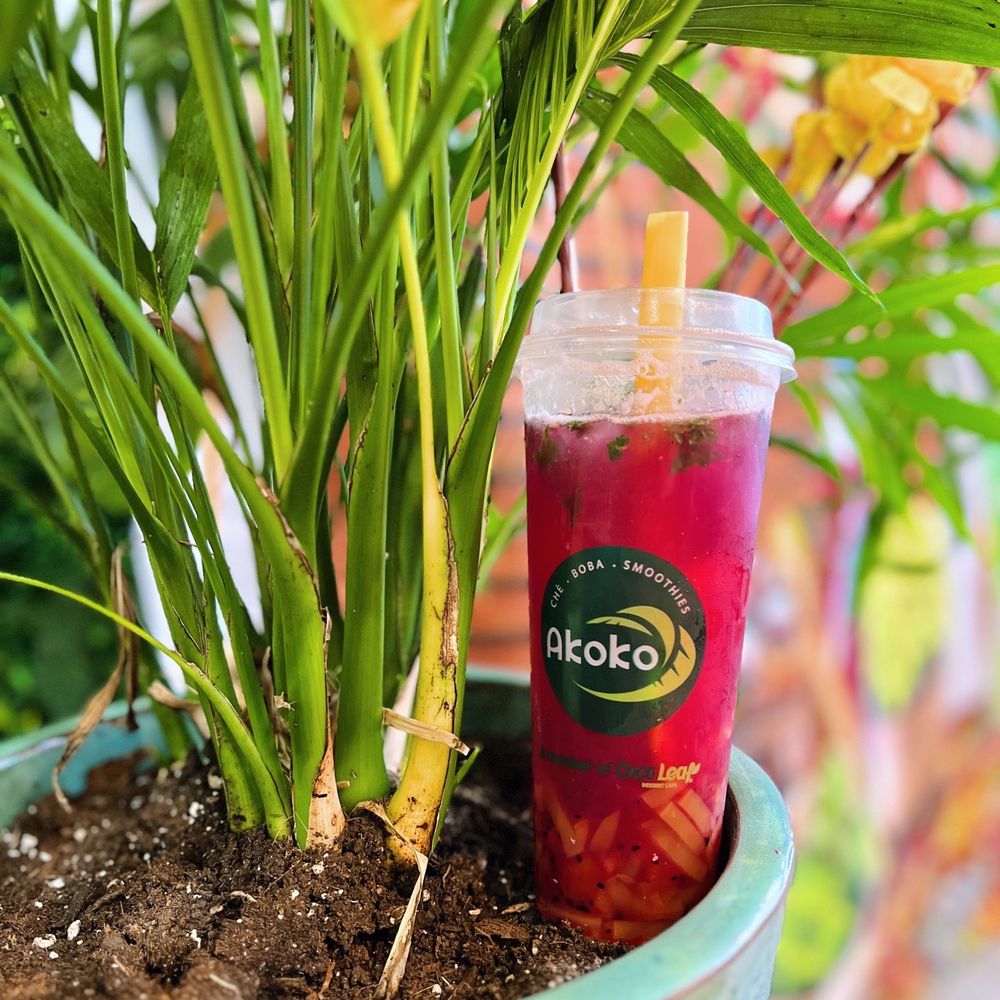 Coco Leaf - Dragon fruit Fresca - Coffee & Tea Near Me - Boston, Massachusetts