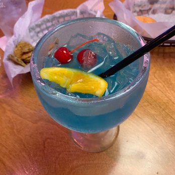 Texas Roadhouse - Kenny's cooler - Steakhouses Near Me - Lee's Summit, Missouri