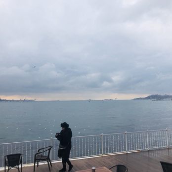 Dolmabahçe Sarayı - Landmarks & Historical Buildings Near Me - Istanbul, 34