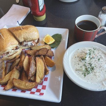 Jack's Seafood - Shrimp Po Boy with chowder. - Seafood Near Me - Eureka, California