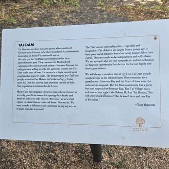 Robert D Ray Asian Gardens - Sign - Parks Near Me - Des Moines, Iowa Robert D Ray Asian Gardens - Sign - Parks Near Me - Des Moines, Iowa
