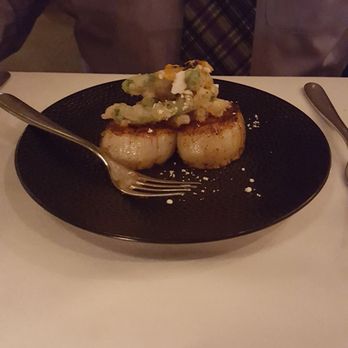 Matthew's Restaurant - Diver scallops - New American Near Me - Jacksonville, Florida