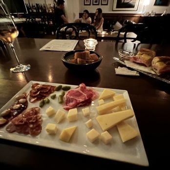 Garcons de Cafe - Wine Bars Near Me - Los Angeles, California Garcons de Cafe - Wine Bars Near Me - Los Angeles, California