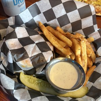 Itty Bitty Bar - Classic burger - Bars Near Me - Holland, Michigan