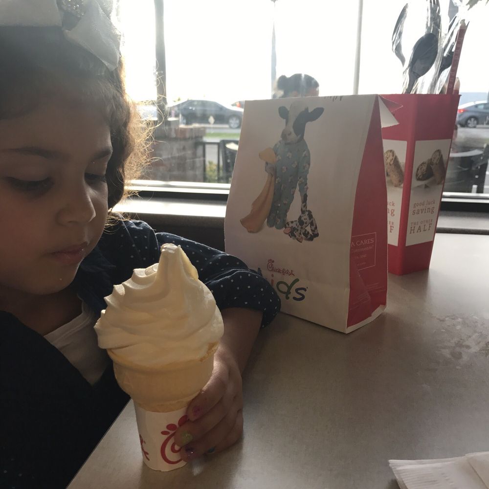 Chick-fil-A - Fast Food Near Me - Doral, Florida