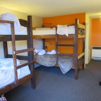 Mellow Mountain Hostel - Bedrooms have two bunk beds, bathroom with shower, and lockers under the beds for valuables (not pictured). Clean and sturdy. - Hostels Near Me - South Lake Tahoe, California Mellow Mountain Hostel - Bedrooms have two bunk beds, bathroom with shower, and lockers under the beds for valuables (not pictured). Clean and sturdy. - Hostels Near Me - South Lake Tahoe, California