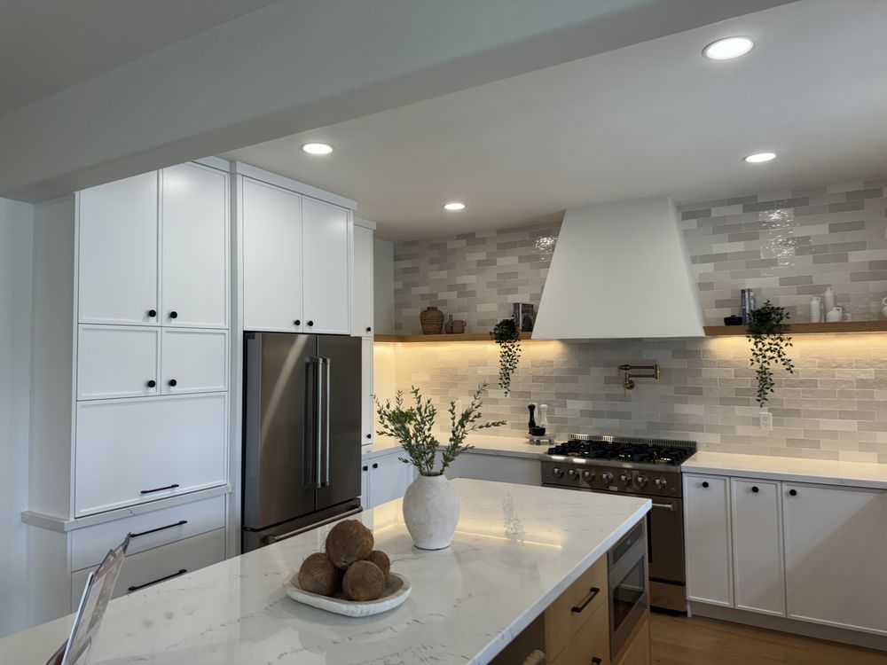 Slide of Rom Builders