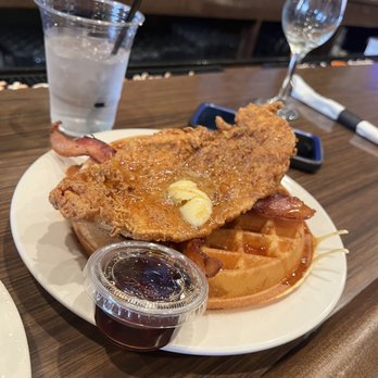 Beffa's Bar & Restaurant - Chicken and waffles - Sports Bars Near Me - St. Louis, Missouri Beffa's Bar & Restaurant - Chicken and waffles - Sports Bars Near Me - St. Louis, Missouri