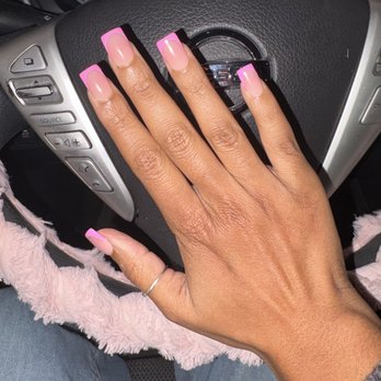 Posh Nail Lounge - Nail Salons Near Me - Texas City, Texas