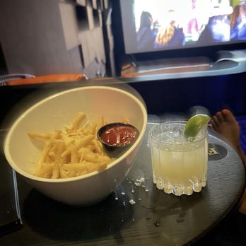 IPIC New York City - Cinema Near Me - New York, New York