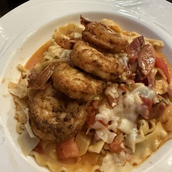 Dorothy's Downtown - CREOLE PASTA 18 Andouille, Trintiy, Creole Pomodoro, Parmesan & Cream - Cocktail Bars Near Me - Jacksonville, Florida