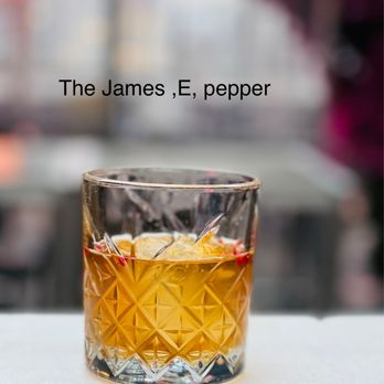 Cloud Social Rooftop Bar - the james e pepper cocktail - Cocktail Bars Near Me - New York, New York