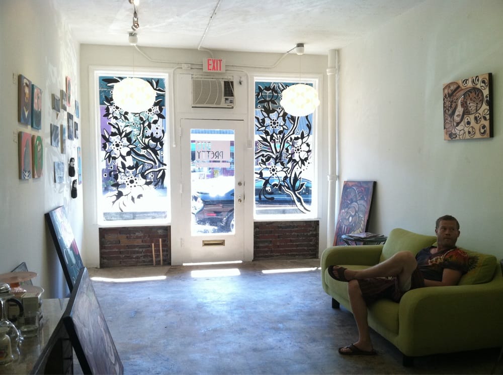 DYE PRETTY Updated October 2024 621 N Trade St, Winston Salem