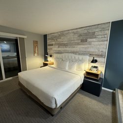 King sized bed