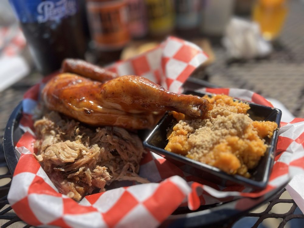 Food from Boathouse BBQ