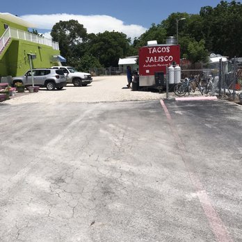 Tacos Jalisco - Next To Key Largo Chocolates - Tacos Jalisco is a Super Find! - Food Trucks Near Me - Key Largo, Florida Tacos Jalisco - Next To Key Largo Chocolates - Tacos Jalisco is a Super Find! - Food Trucks Near Me - Key Largo, Florida