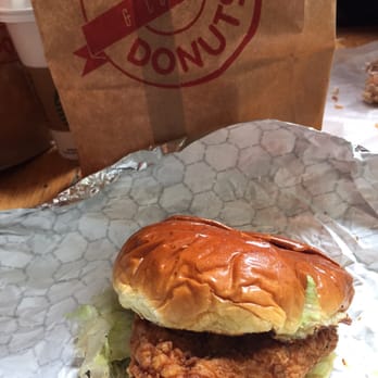 Do-Rite Donuts & Chicken - Spicy Chicken Sandwich - Donuts Near Me - Chicago, Illinois Do-Rite Donuts & Chicken - Spicy Chicken Sandwich - Donuts Near Me - Chicago, Illinois