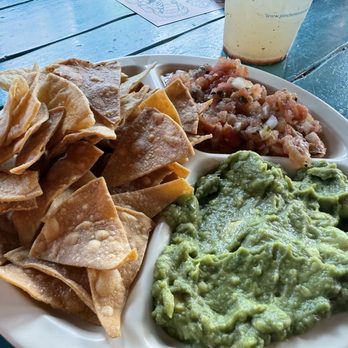 Pinches Tacos - Chips, Salsa y Guacamole - Mexican Near Me - Las Vegas, Nevada Pinches Tacos - Chips, Salsa y Guacamole - Mexican Near Me - Las Vegas, Nevada