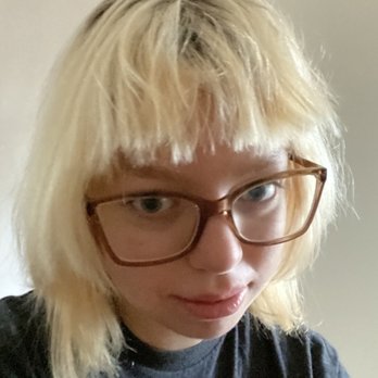 Chelsea Parker Salon - An example of a bad bang trim - Hair Salons Near Me - Chicago, Illinois