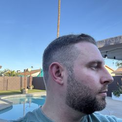 Barca barber shop - Right side fade