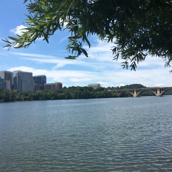 Georgetown Waterfront Park - Parks Near Me - Washington, DC, District of Columbia