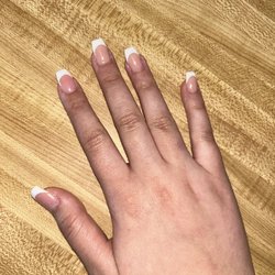 Diamond Nails and Spa