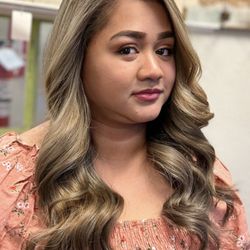 Habit Hair Salon - Jacqueline (707)315-4757 Full golden blonde balayage highlights with layered cut