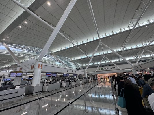 Fukuoka Airport by null