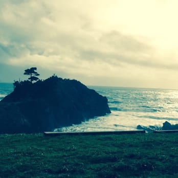 Redfish - Gorgeous view of the ocean - Seafood Near Me - Port Orford, Oregon
