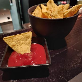 Drink Kong - Chips and salsa (actually ketchup) - Cocktail Bars Near Me - Rome, RM