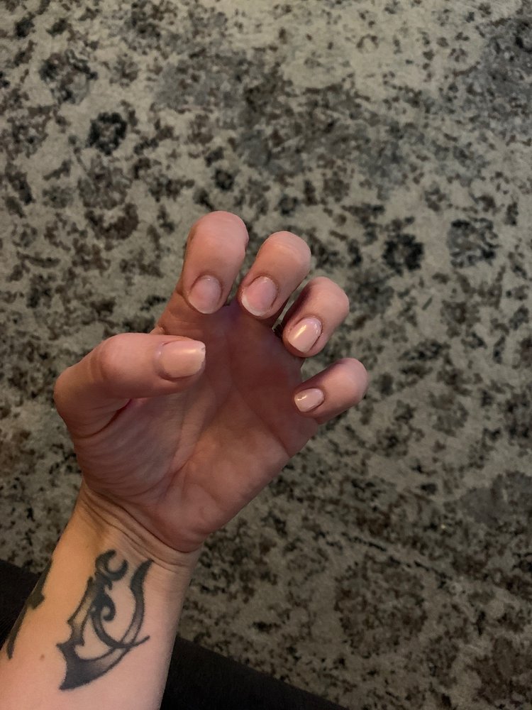 Aloha Nails Logo