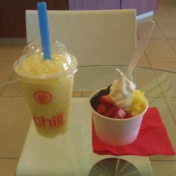 Chill Bubble Tea - Pineapple Bubble Tea and Frozen Yogurt - Juice Bars & Smoothies Near Me - Skokie, Illinois