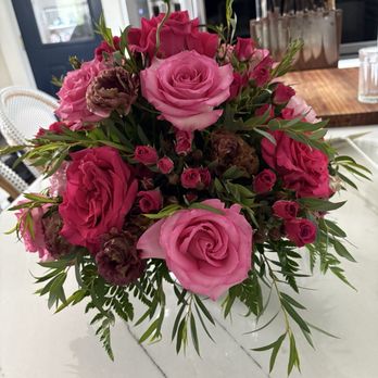 Williams Flower Shop - Pretty arrangement, not worth $193 - Nurseries & Gardening Near Me - Mount Vernon, Ohio Williams Flower Shop - Pretty arrangement, not worth $193 - Nurseries & Gardening Near Me - Mount Vernon, Ohio