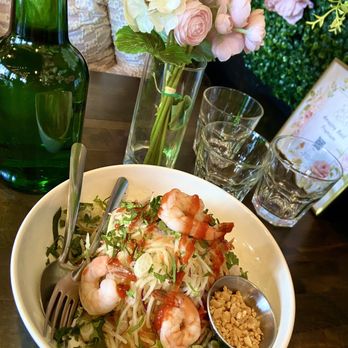 Amazing Basil - Shrimp Papaya Salad (w/ Peanut) - Asian Fusion Near Me - Fremont, California