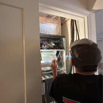 DynaClean - Home Cleaning Near Me - Cocoa, Florida DynaClean - Home Cleaning Near Me - Cocoa, Florida