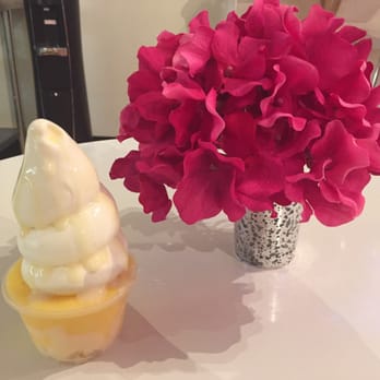 Sweet and Shavery - Mango Lassi - Desserts Near Me - Davis, California