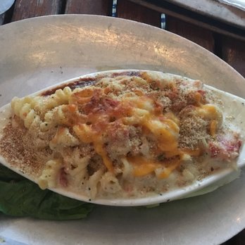Red's Ice House - Seafood Near Me - Mount Pleasant, South Carolina