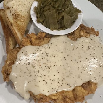 Wolf Den Family Restaurant - American Near Me - Gainesville, Texas Wolf Den Family Restaurant - American Near Me - Gainesville, Texas