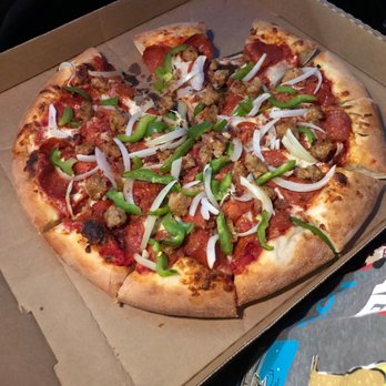 Porky's Pizza - Pepperoni, bell pepper, onion, and Italian sausage is my favorite!! - Pizza Near Me - Bloomington, California Porky's Pizza - Pepperoni, bell pepper, onion, and Italian sausage is my favorite!! - Pizza Near Me - Bloomington, California