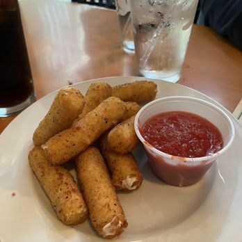 The Lyme Grill - American Near Me - Avon, Connecticut