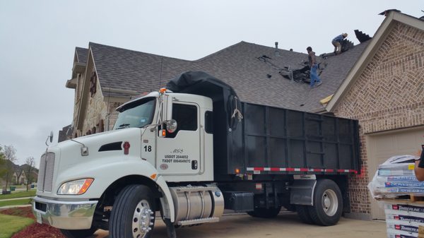 1A Roofing & Construction Logo