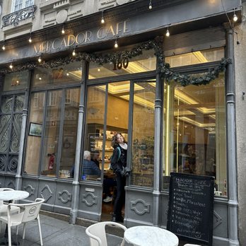 Mercador Café - Charming! - Breakfast & Brunch Near Me - Porto, 13