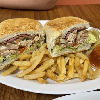 Charlies Bowl - Latin Sandwich - Tex-Mex Near Me - Vienna , Virginia