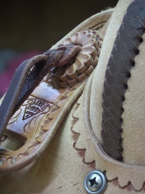 Oliver Saddle Shop by null