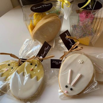 Sweet Flour Bake Shop - three decorated easter cookies - Desserts Near Me - Toronto, Ontario Sweet Flour Bake Shop - three decorated easter cookies - Desserts Near Me - Toronto, Ontario