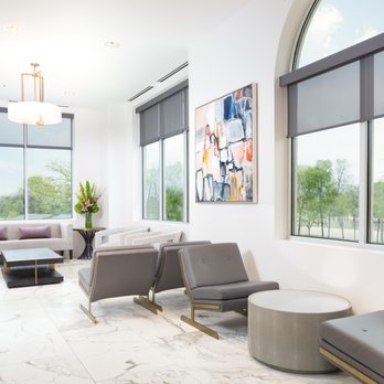 Jon Kurkjian, M.D - Waiting area at Jon Kurkjian MD Plastic Surgery - Plastic Surgeons Near Me - Fort Worth, Texas