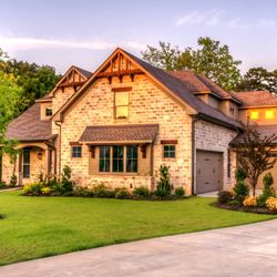 East Coast Cleanup Crew - East Coast Cleanup Crew provides cleaning, handyman, junk removal and lawn care.