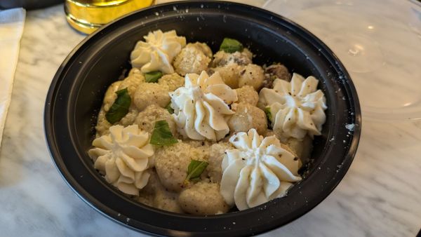 Gnocchi Bella Forest Hills by null