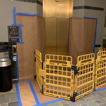 Hilton Chicago/Oak Brook Suites - Elevator under repair with only one elevator functioning - Hotels Near Me - Oakbrook Terrace, Illinois Hilton Chicago/Oak Brook Suites - Elevator under repair with only one elevator functioning - Hotels Near Me - Oakbrook Terrace, Illinois