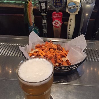 O'Hanlon's Bar - a pint of beer and a basket of snacks - Pubs Near Me - Astoria, New York O'Hanlon's Bar - a pint of beer and a basket of snacks - Pubs Near Me - Astoria, New York